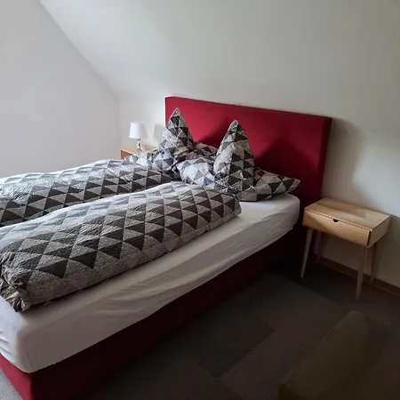 In Mit Eigenem Garten 펜션 *